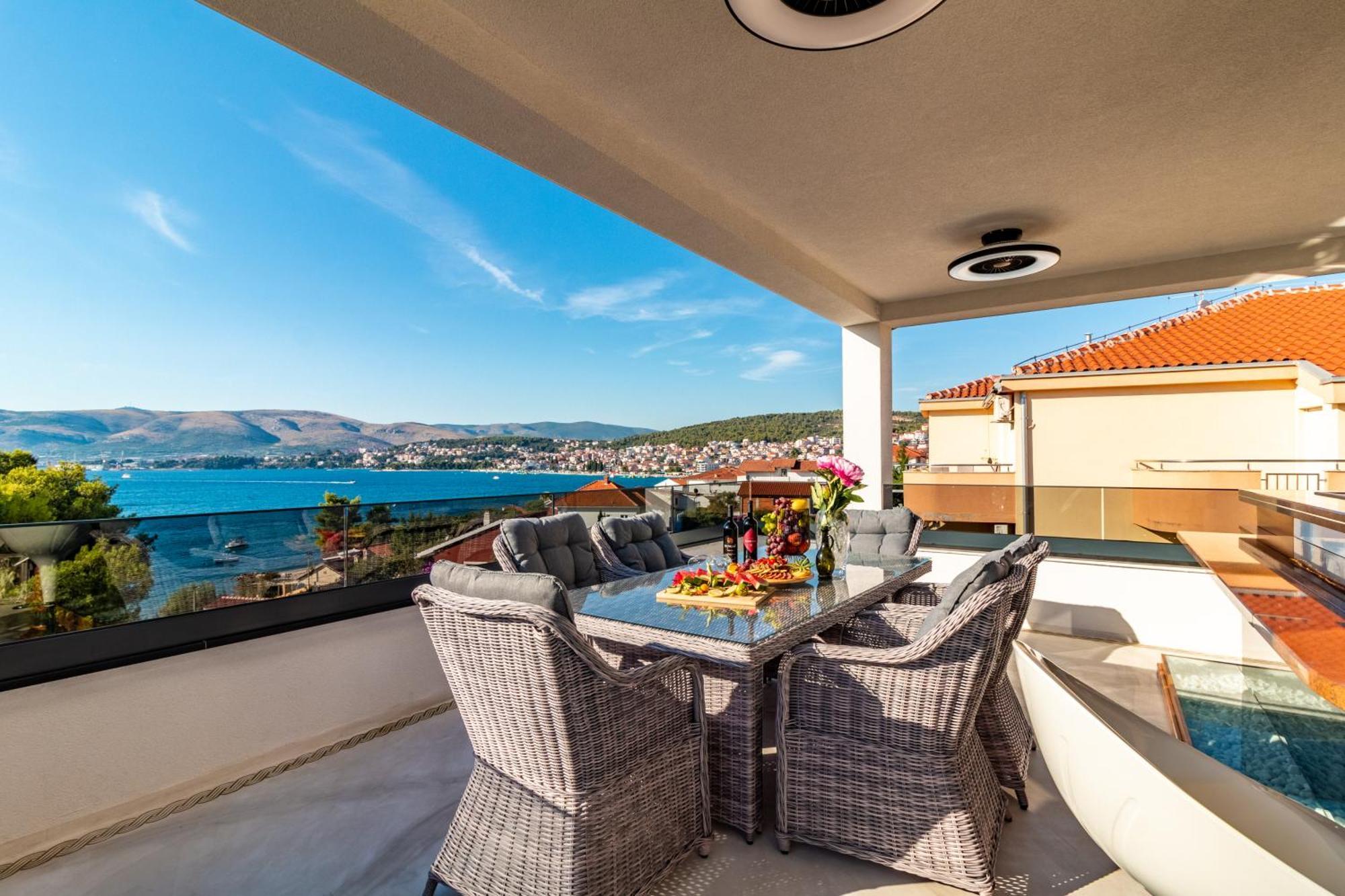 Beach Villa Valentina Trogir Rom bilde
